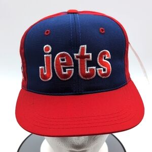 CCM| NWT Vintage Red and Blue NHL Winnipeg Jets Snap Back Cap